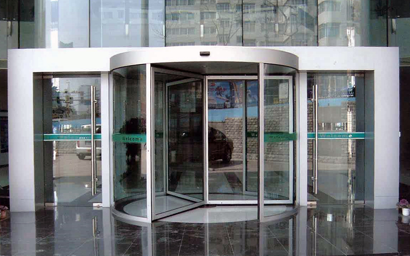 三翼旋轉門為何要保養？保養有何講究？三翼門保養小知識來了