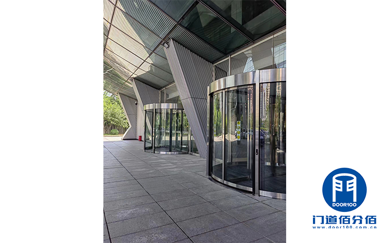 國電集團辦公大廈寶盾旋轉門保養案例