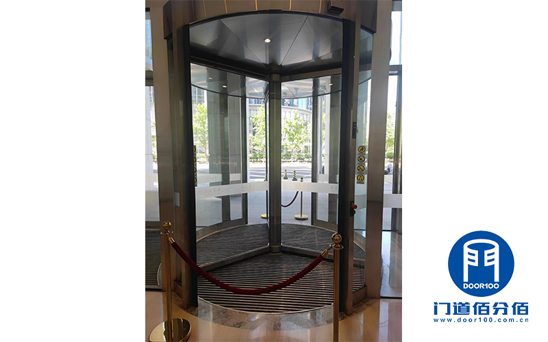 保養案例之歐必翼OBE自動兩翼和三翼旋轉門保養服務