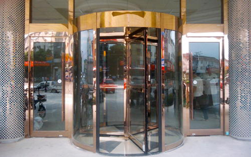 三翼自動旋轉門