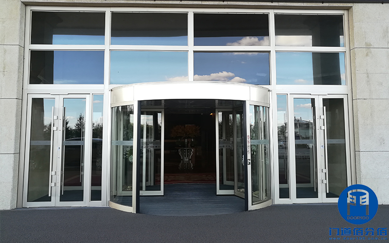 內蒙錫錫林郭勒盟錫林浩特市某酒店凱必盛旋轉門保養維修服務