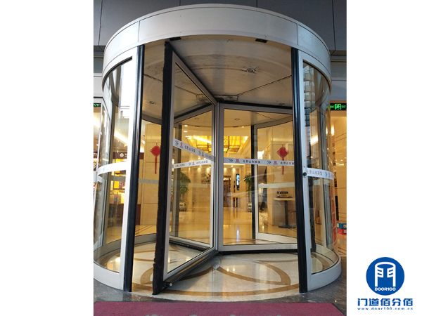凱必盛旋轉(zhuǎn)門升級之山東賓館凱必盛三翼自動旋轉(zhuǎn)門升級服務(wù)案例