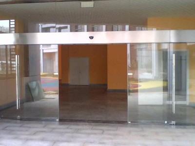 民用建筑設計安裝自動門與電動卷簾門規范詳解