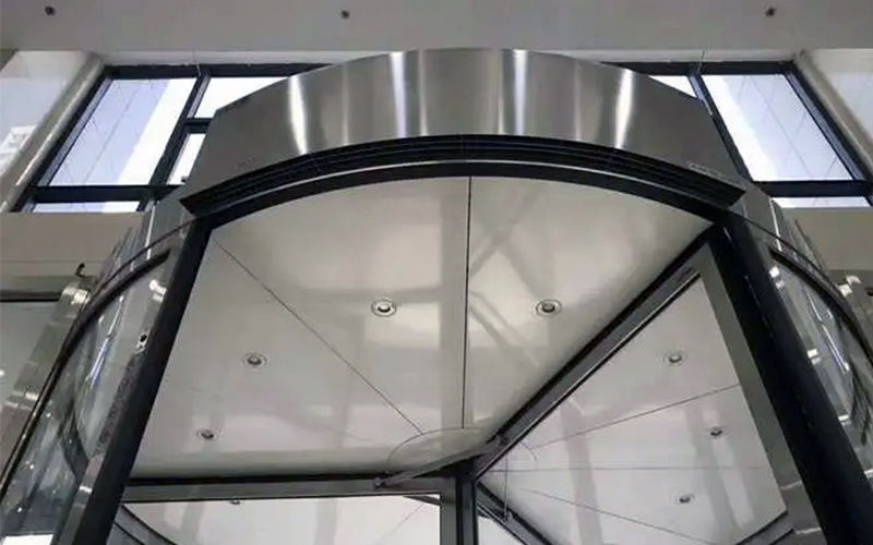 如何為旋轉門/自動門門區挑選熱風幕？