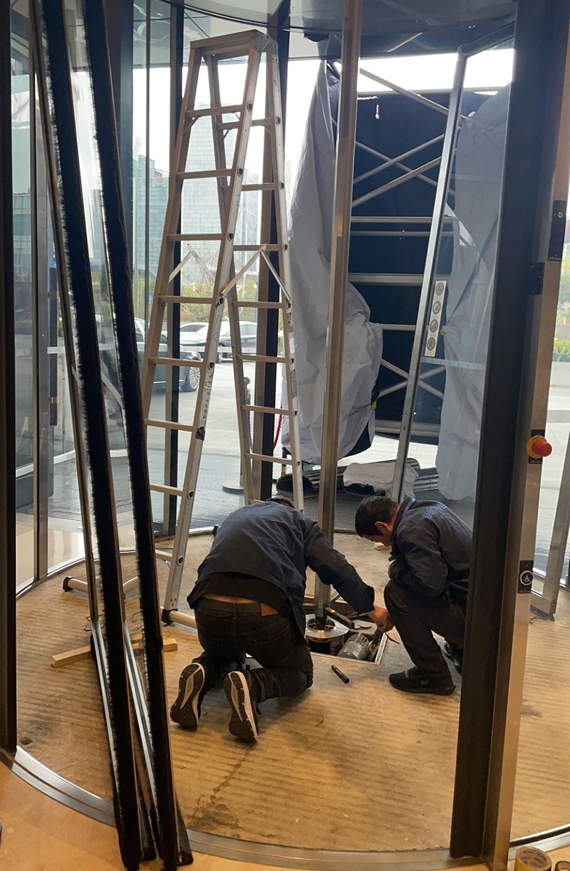 a2713b36-0dae-4286-af17-180077b97a0c