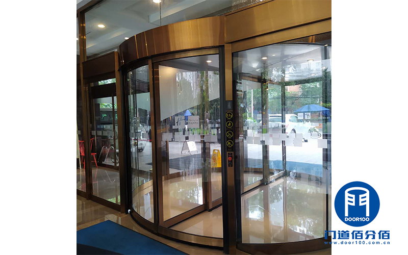 酒店旋轉(zhuǎn)門門區(qū)地彈門（側(cè)門、邊門）維修服務(wù)案例