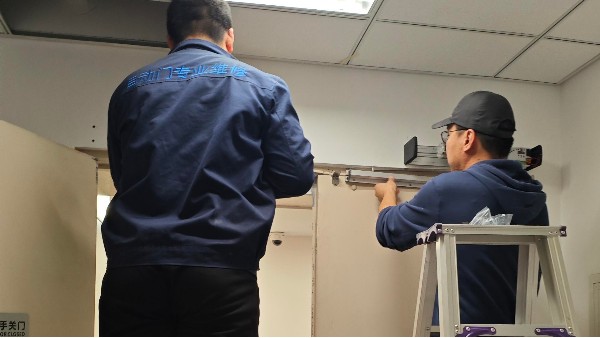 自動開門機(jī)安裝