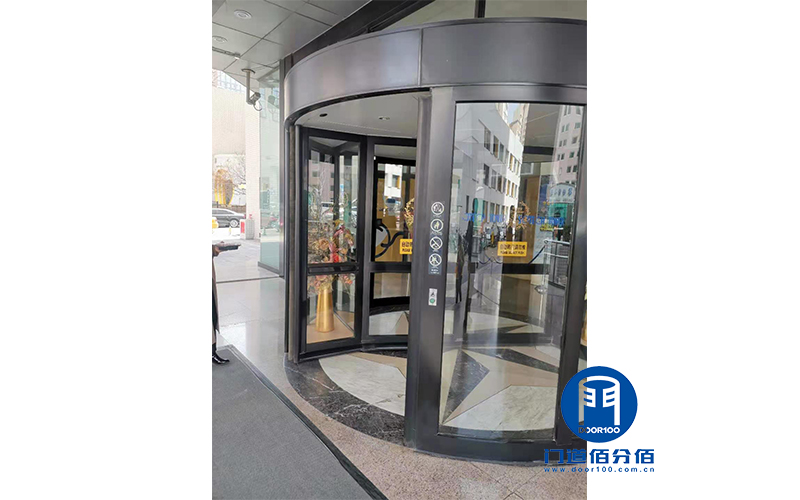 案例分享：大廈自動旋轉門保養服務