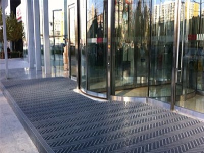 酒店不同區域巧用地墊才能使其發揮功效