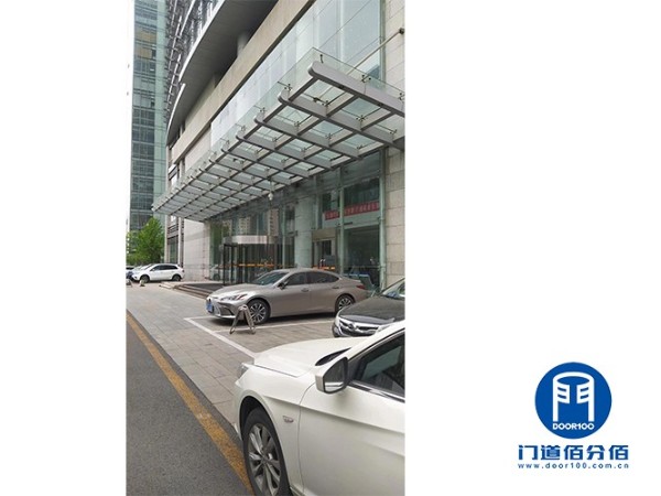 <i style='color:red'>中石化</i>公司旋轉門異響維修案例：診斷與解決