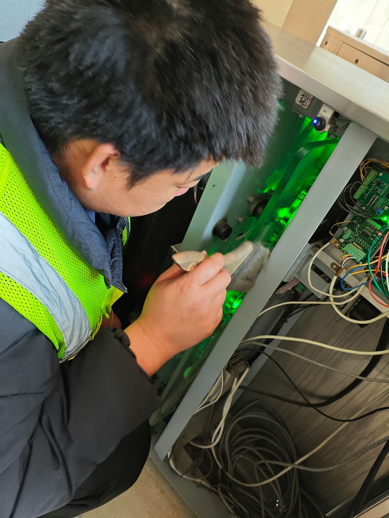 e503f09965ad51820ef4bb7ce18e902b_compress