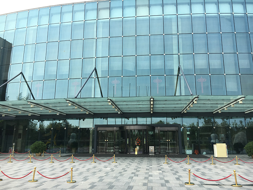 北京麗維賽德酒店自動(dòng)旋轉(zhuǎn)門維修服務(wù)案例