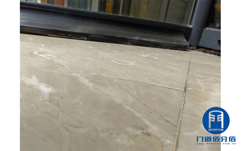 自動旋轉門（三翼）保養案例，教你如何延長使用壽命