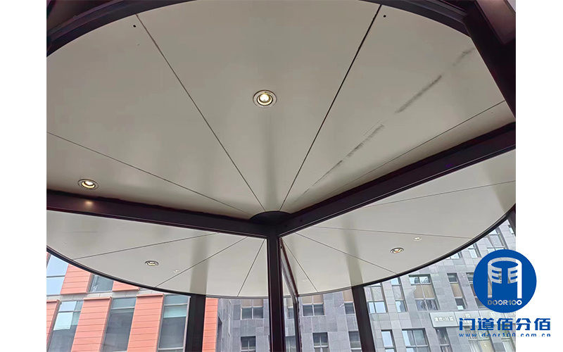 自動旋轉門（三翼）保養案例，教你如何延長使用壽命