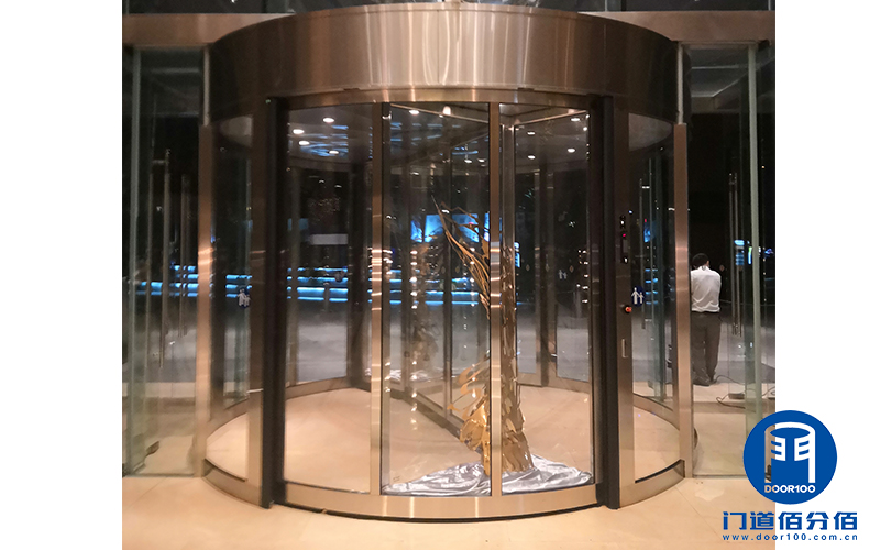 福州某洲際酒店必盛兩翼旋轉門內平移門維修服務